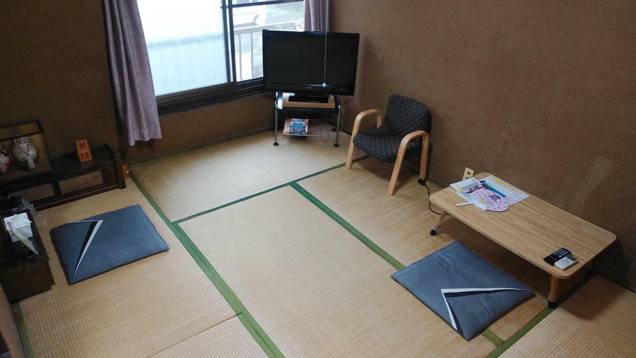 Walking Pilgrimage Hotel Tokiwa Ryokan Ozu  Exterior photo